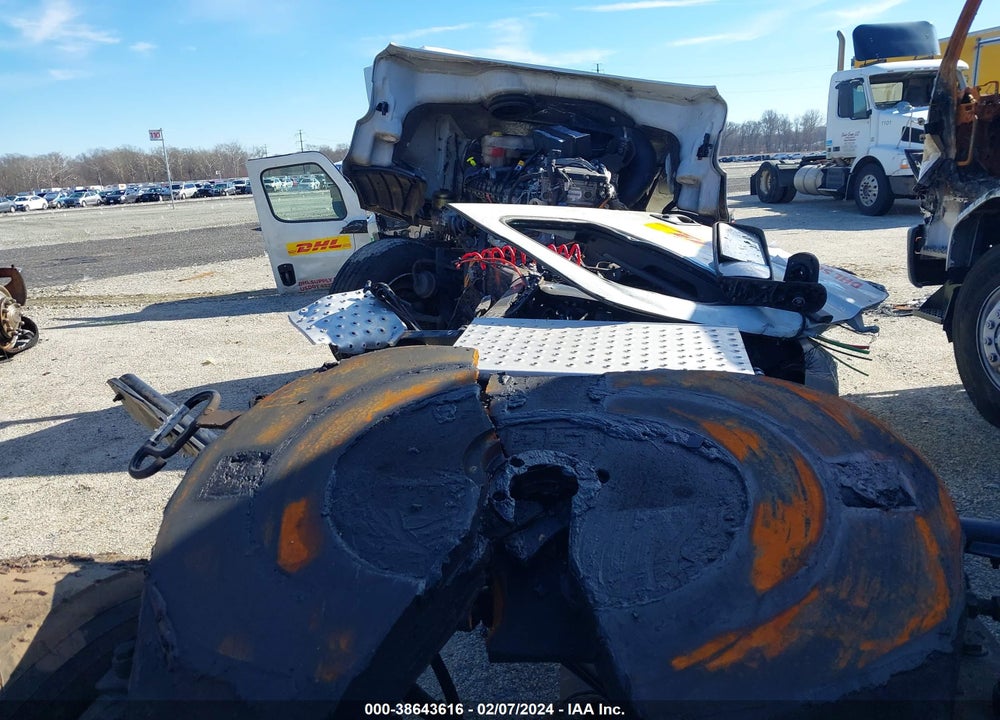 2020 FREIGHTLINER NEW CASCADIA 116 VIN: 3AKBHSDV5LSLZ4758
