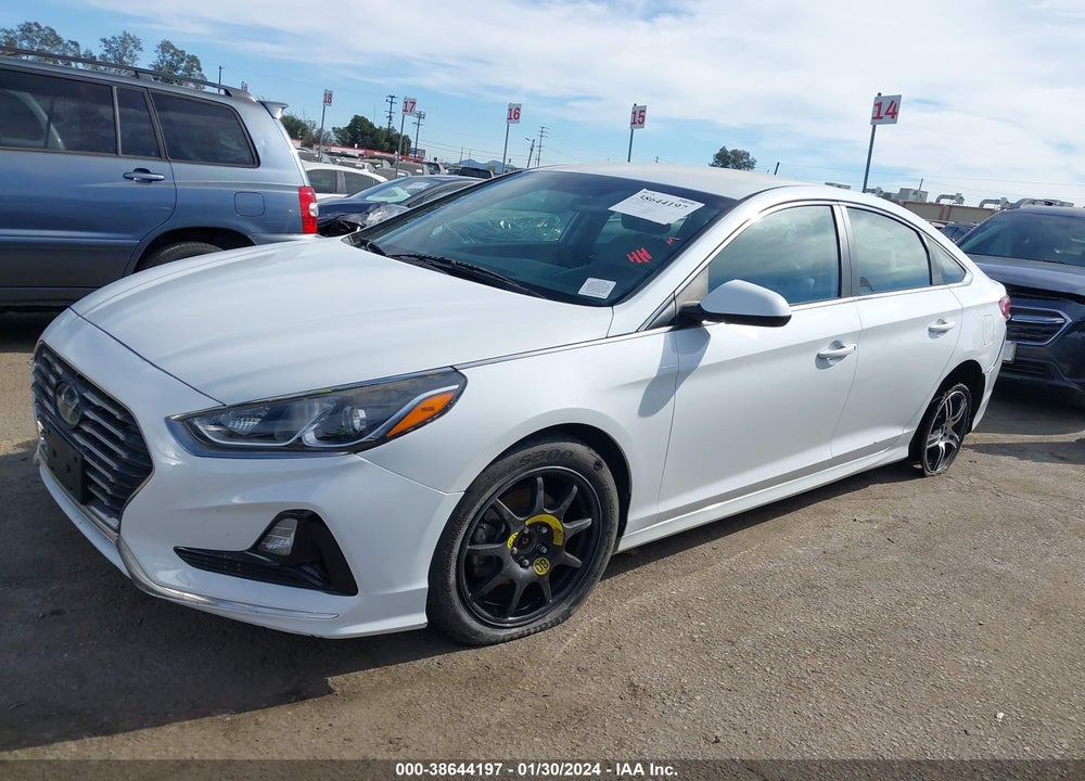 2018 HYUNDAI SONATA SE VIN: 5NPE24AF7JH608404