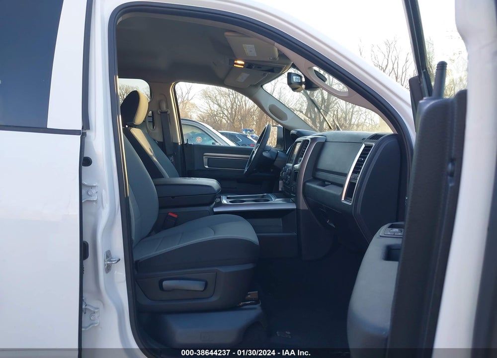 2023 RAM 1500 CLASSIC VIN: 1C6RR7LG9PS517155