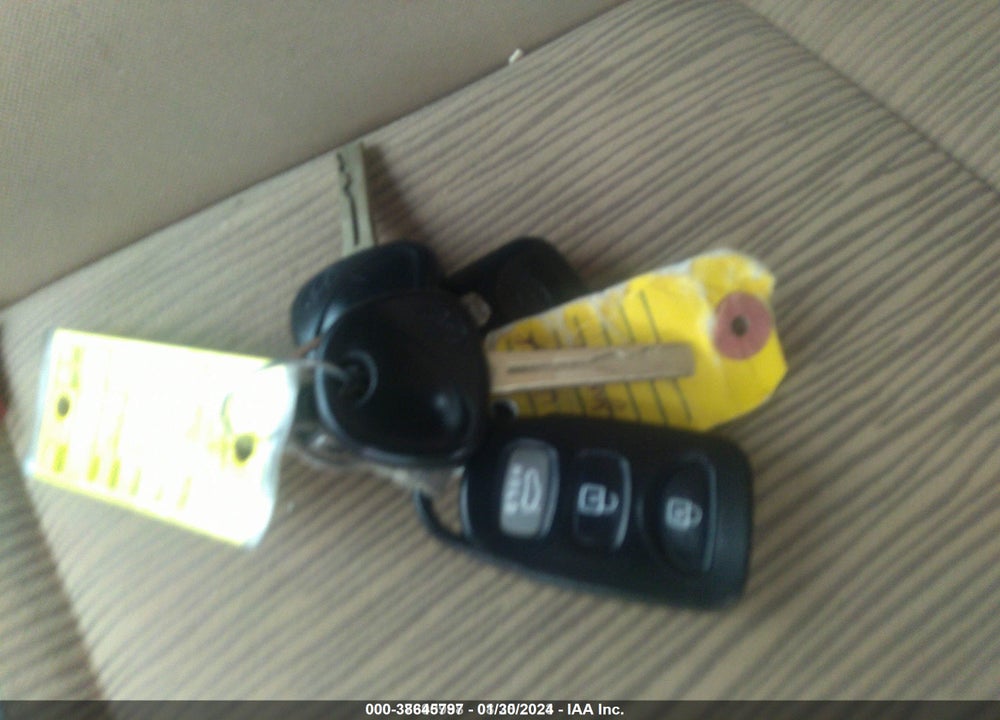 2011 HYUNDAI SONATA GLS VIN: 5NPEB4AC1BH092239