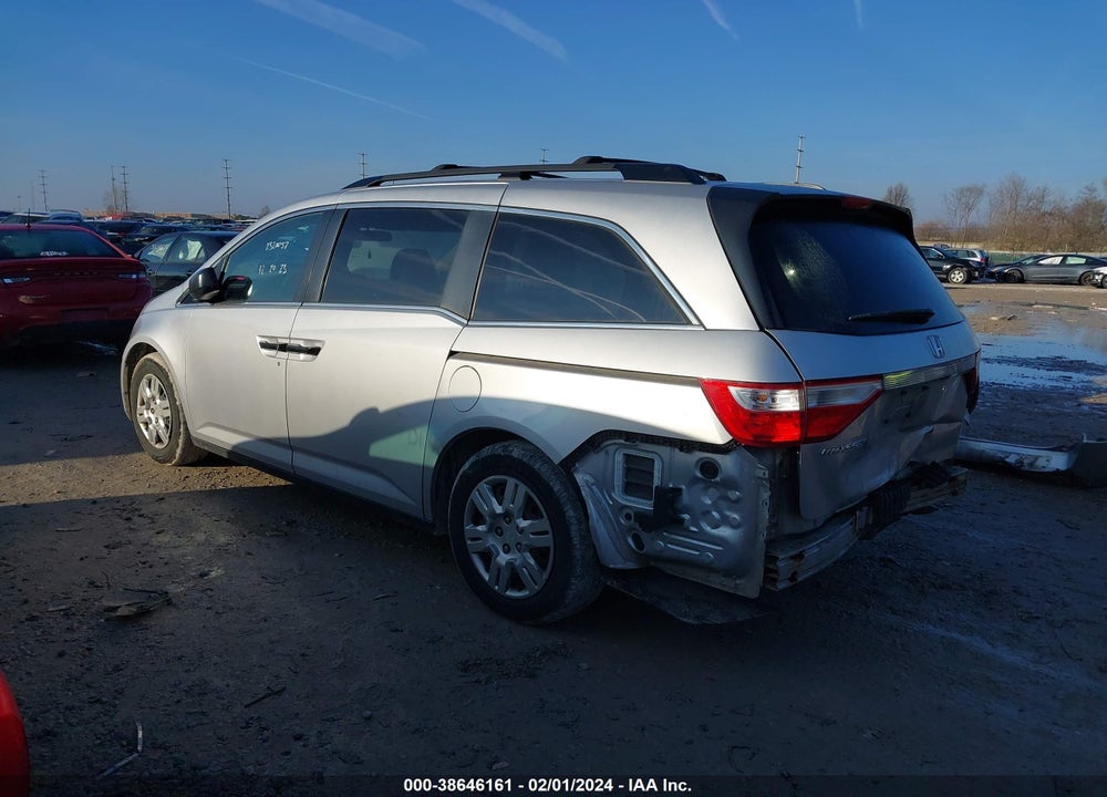 2011 HONDA ODYSSEY LX VIN: 5FNRL5H24BB039180