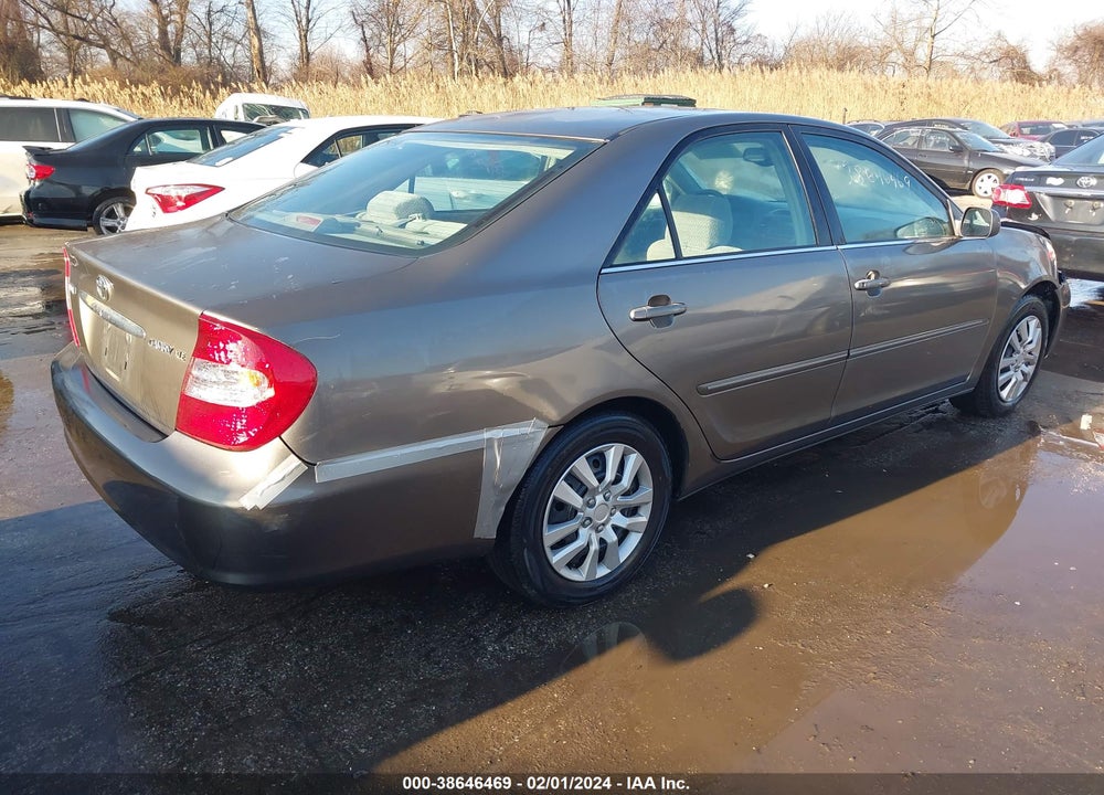 2002 TOYOTA CAMRY XLE VIN: 4T1BE32K92U563579