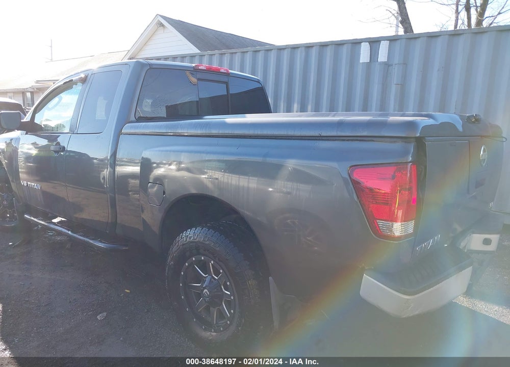 2005 NISSAN TITAN XE VIN: 1N6BA06B75N562015