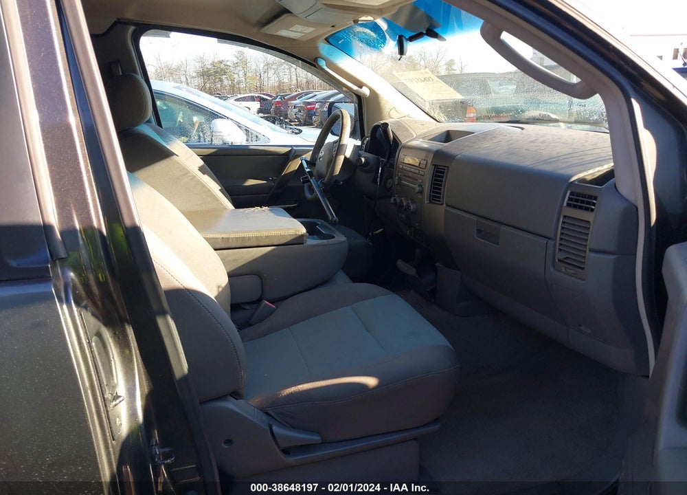 2005 NISSAN TITAN XE VIN: 1N6BA06B75N562015