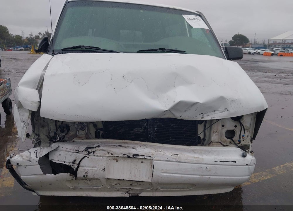 2001 CHEVROLET ASTRO PASSENGER LS VIN: 1GNDM19W71B137503