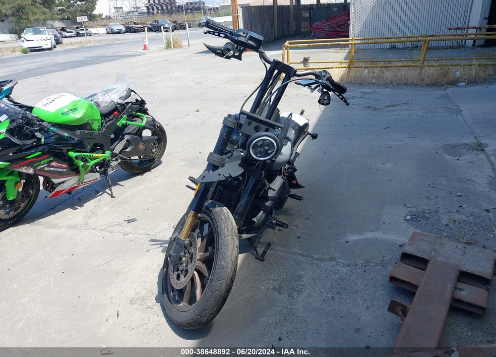 2021 HARLEY-DAVIDSON FXLRS VIN: 1HD1YWK25MB065112