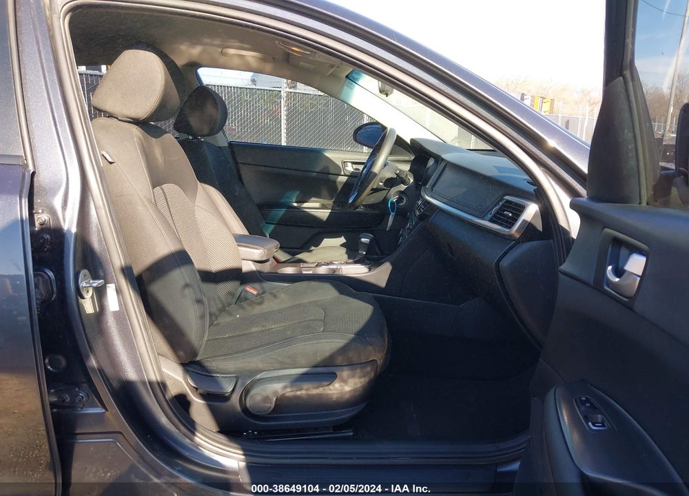 2020 KIA OPTIMA VIN: 5XXGT4L35LG435361