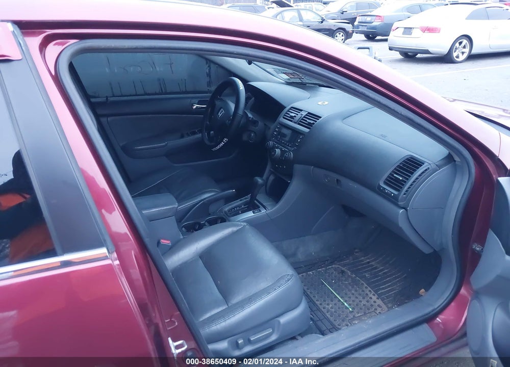 2004 HONDA ACCORD 3.0 EX VIN: 1HGCM66504A008513