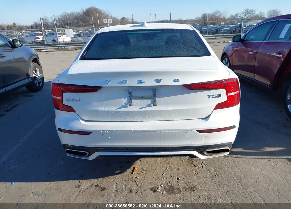 2021 VOLVO S60 T5 MOMENTUM VIN: 7JR102TZ1MG108748