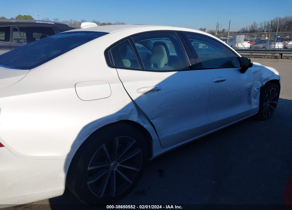 2021 VOLVO S60 T5 MOMENTUM VIN: 7JR102TZ1MG108748