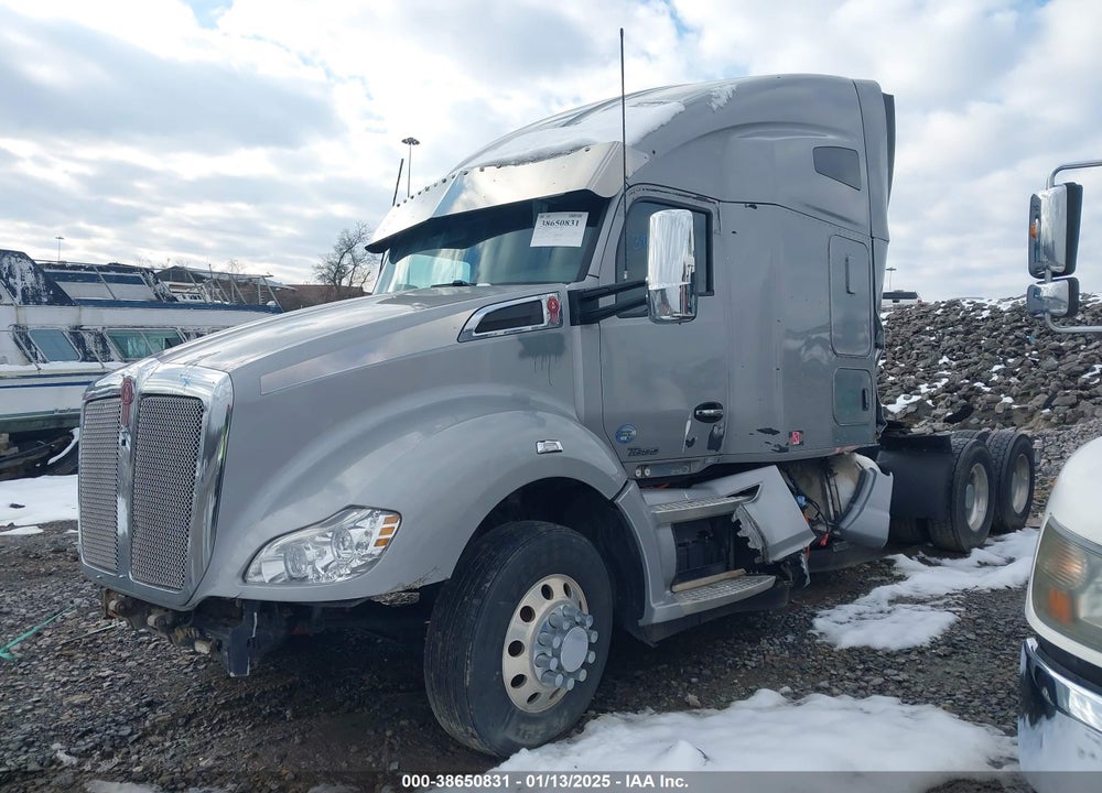 2015 KENWORTH T680 T680 VIN: 1XKYD49X9FJ438683