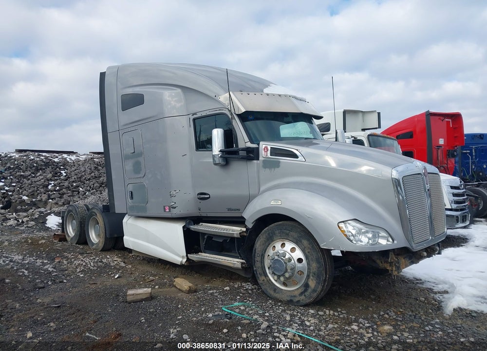 2015 KENWORTH T680 T680 VIN: 1XKYD49X9FJ438683