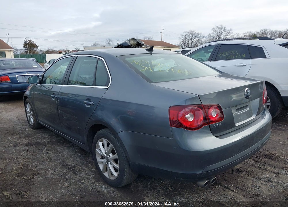 2010 VOLKSWAGEN JETTA SE VIN: 3VWRZ7AJ5AM019734