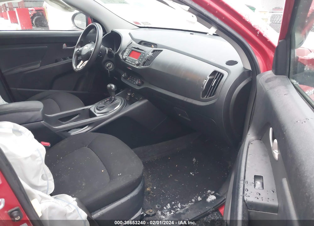 2011 KIA SPORTAGE LX VIN: KNDPBCA20B7042558