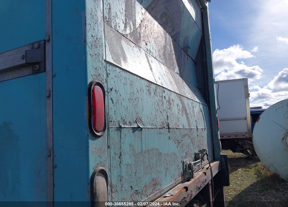 2005 INTERNATIONAL 4000 4300 VIN: 1HTMMAAM95H675046