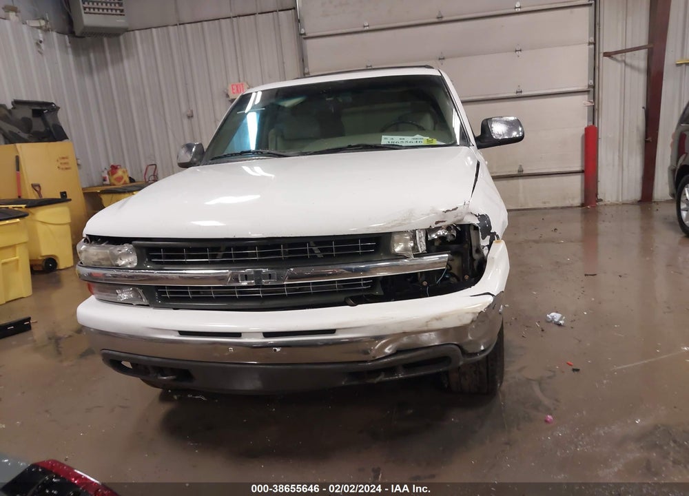 2001 CHEVROLET TAHOE LT VIN: 1GNEK13T01R127265