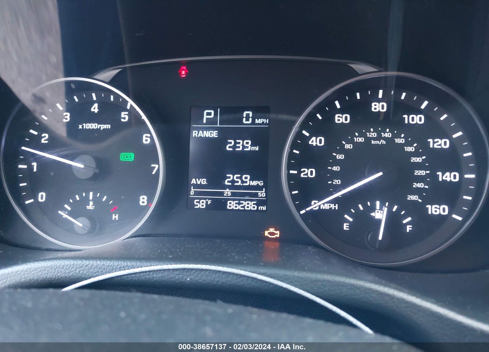 2018 HYUNDAI ELANTRA SE VIN: 5NPD74LF5JH320228