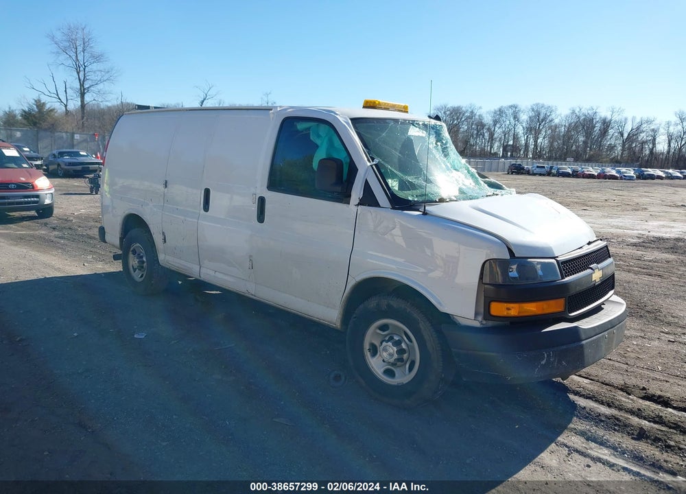 2018 CHEVROLET EXPRESS 2500 WORK VAN VIN: 1GCWGAFP2J1337538