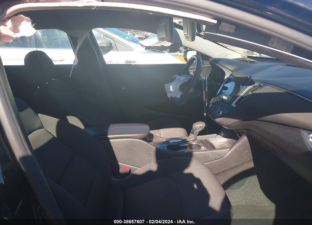 2021 CHEVROLET MALIBU VIN: 1G1ZD5ST1MF004182
