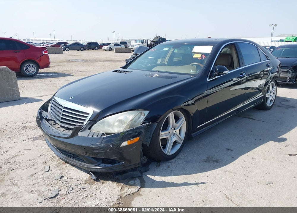 2008 MERCEDES-BENZ S 550 VIN: WDDNG71X98A232369