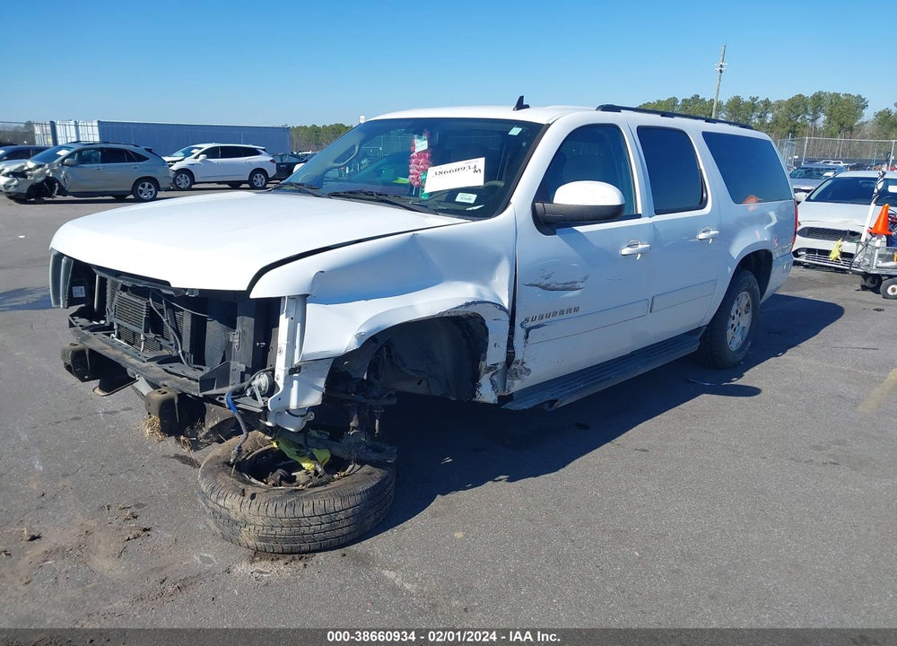 2010 CHEVROLET SUBURBAN 1500 LS VIN: 1GNUCHE07AR133679
