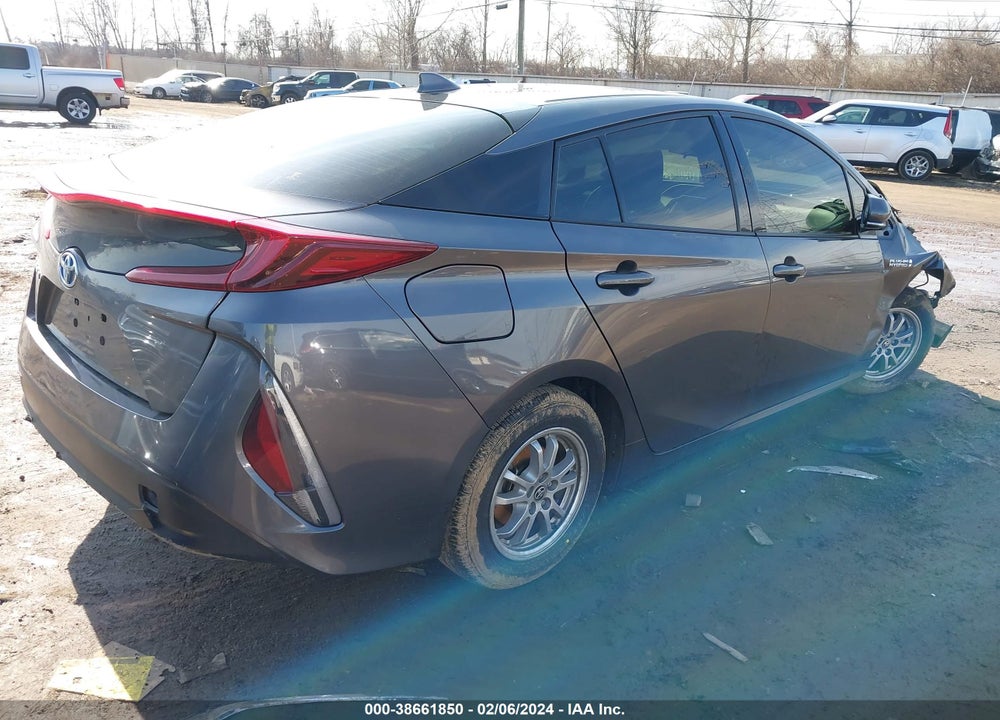 2018 TOYOTA PRIUS PRIME VIN: JTDKARFP5J3100853