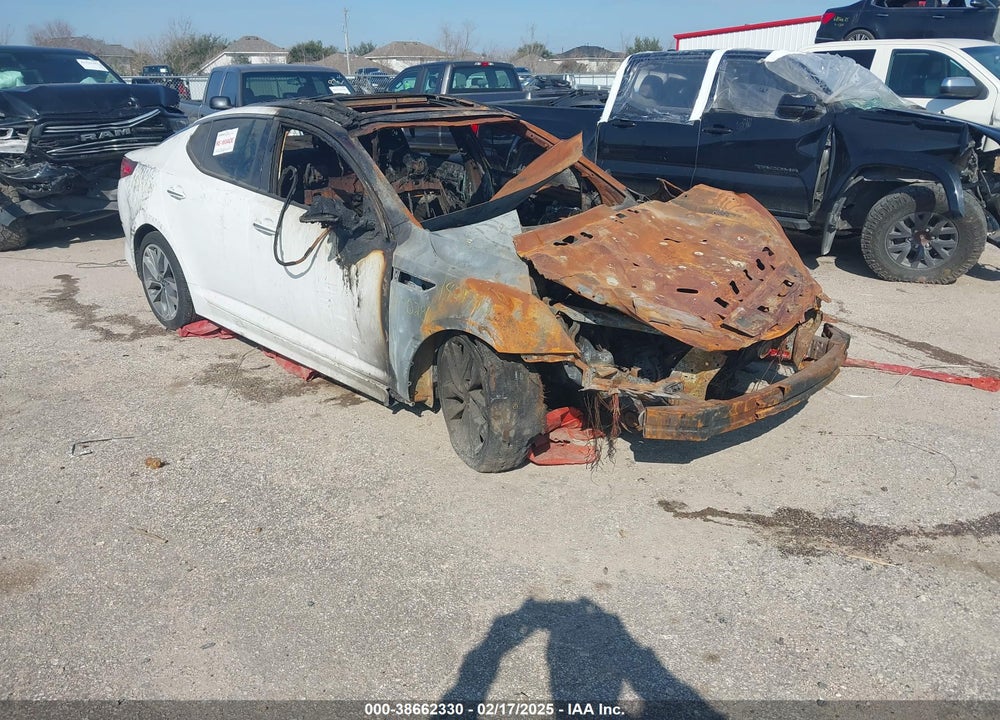 2015 KIA OPTIMA VIN: 5XXGR4A60FG390281