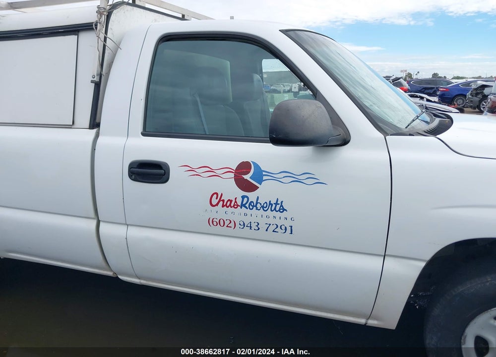 2003 GMC SIERRA 1500 WORK TRUCK VIN: 1GTEC14V43Z123387