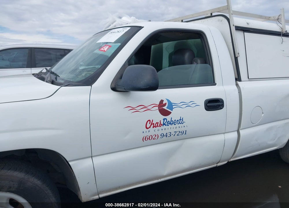 2003 GMC SIERRA 1500 WORK TRUCK VIN: 1GTEC14V43Z123387