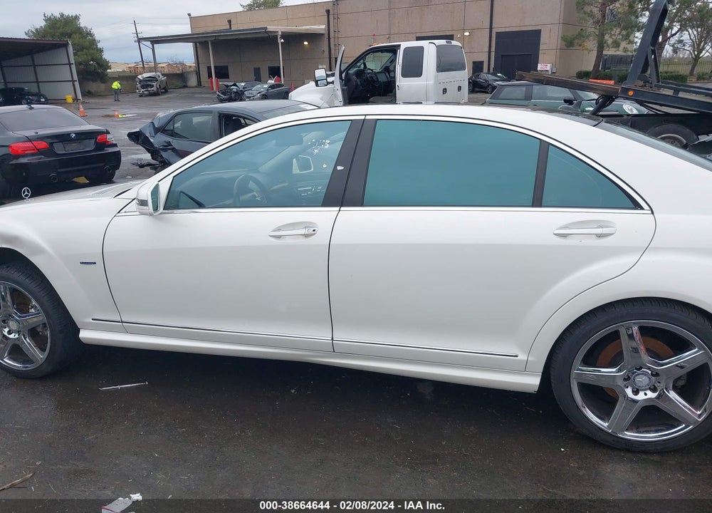 2012 MERCEDES-BENZ S CLASS VIN: WDDNG7DB5CA478067