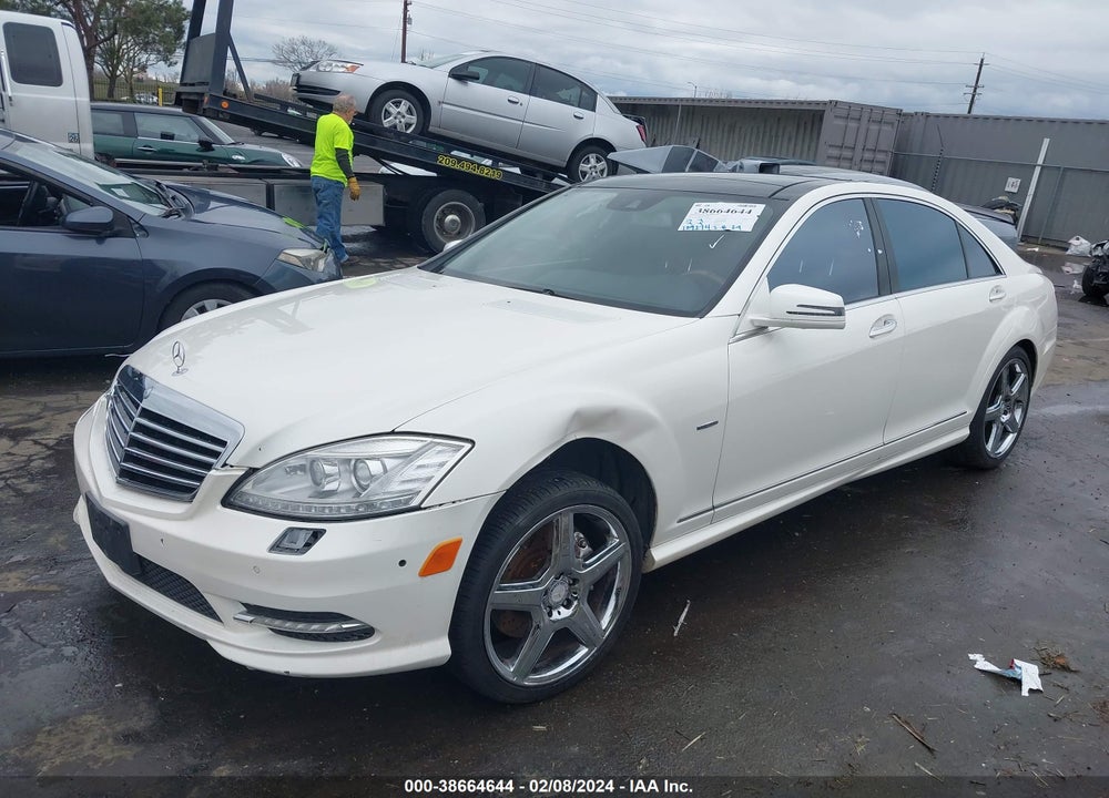 2012 MERCEDES-BENZ S CLASS VIN: WDDNG7DB5CA478067
