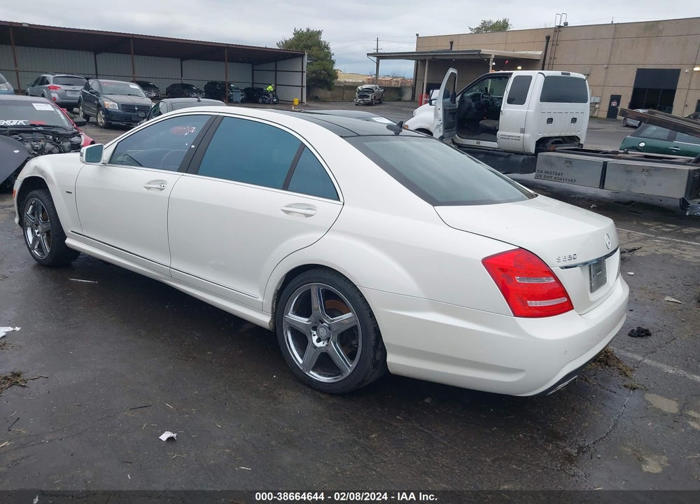 2012 MERCEDES-BENZ S CLASS VIN: WDDNG7DB5CA478067