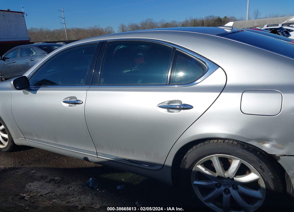 2007 LEXUS LS 460 VIN: JTHBL46F075023132