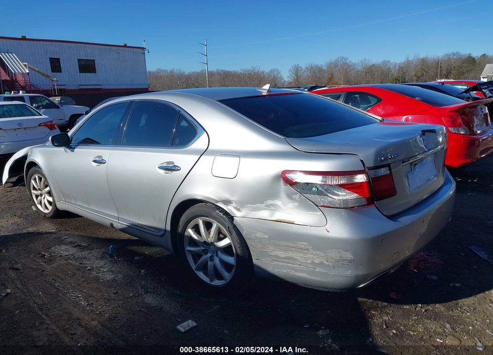 2007 LEXUS LS 460 VIN: JTHBL46F075023132