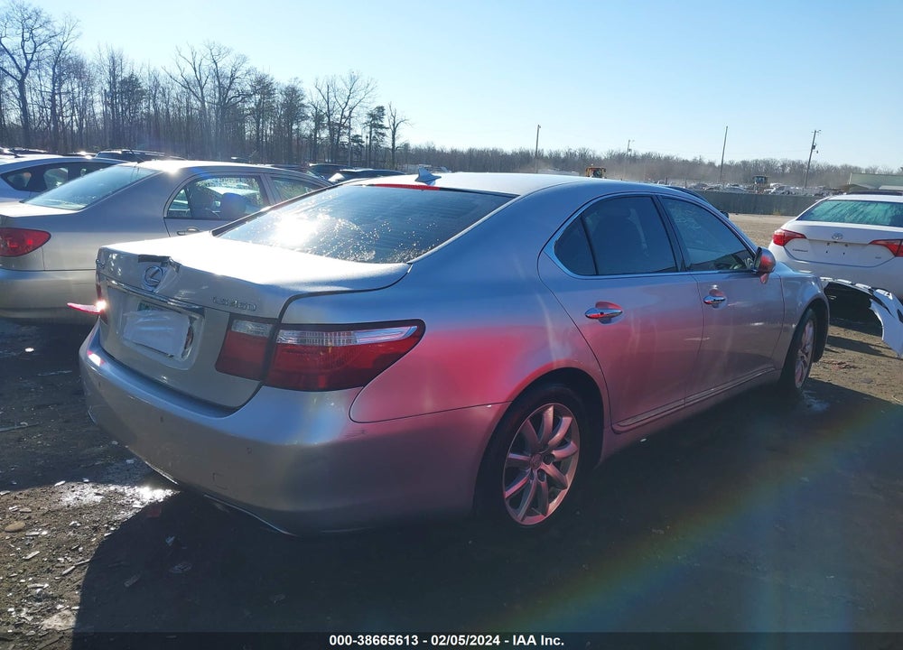 2007 LEXUS LS 460 VIN: JTHBL46F075023132
