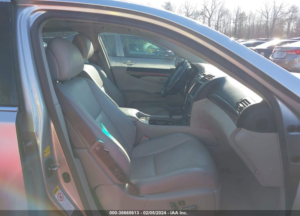 2007 LEXUS LS 460 VIN: JTHBL46F075023132