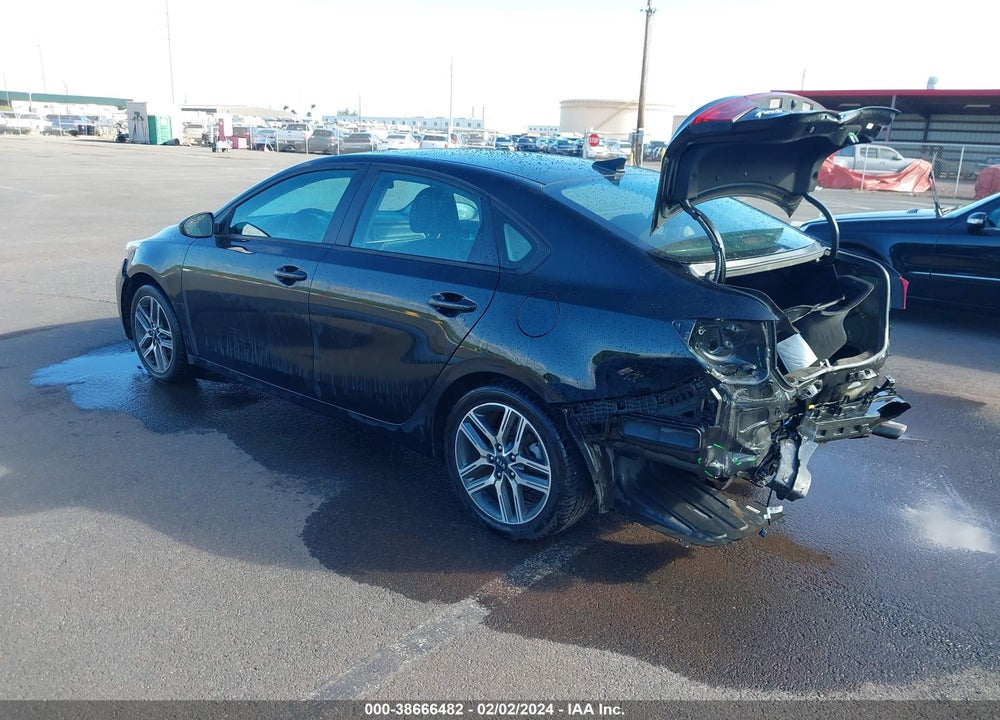 2019 KIA FORTE S VIN: 3KPF34AD5KE017722