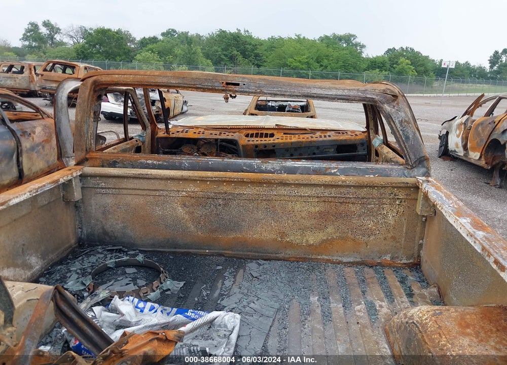 1985 GMC K1500 VIN: 2GTEK14H5F1539507