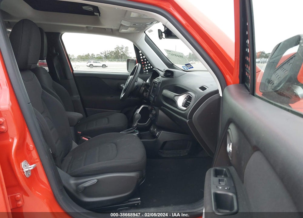 2018 JEEP RENEGADE LATITUDE 4X4 VIN: ZACCJBBB6JPJ37537