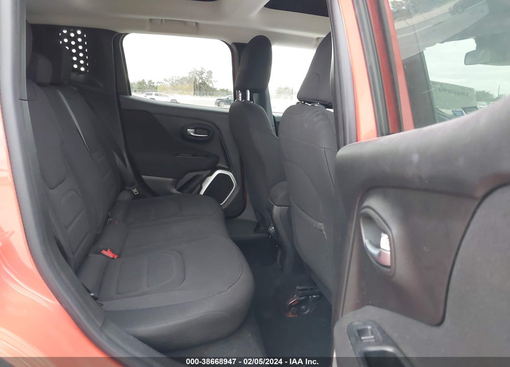 2018 JEEP RENEGADE LATITUDE 4X4 VIN: ZACCJBBB6JPJ37537