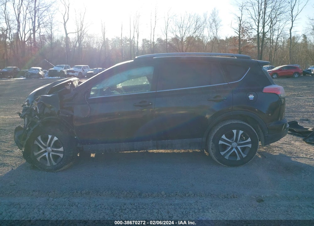 2017 TOYOTA RAV4 LE VIN: 2T3BFREV6HW684169