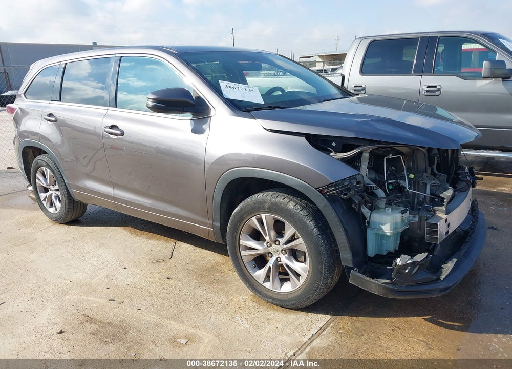 2015 TOYOTA HIGHLANDER LE PLUS V6 VIN: 5TDZKRFH0FS102830