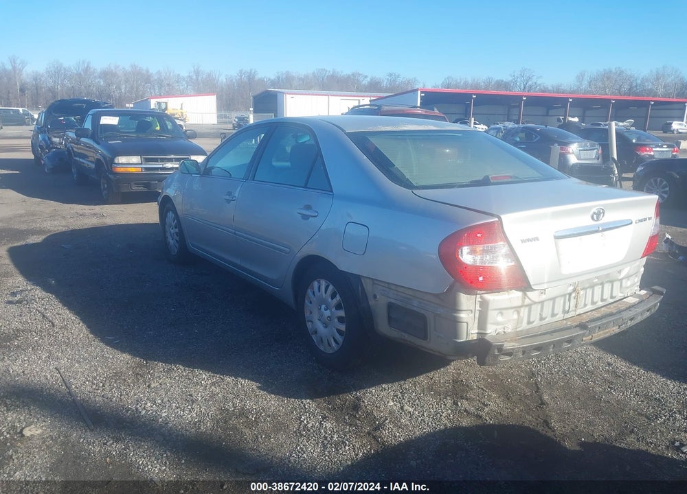 2003 TOYOTA CAMRY XLE VIN: 4T1BE30K03U242017