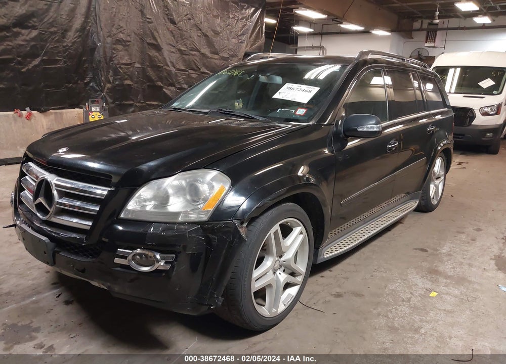 2008 MERCEDES-BENZ GL 550 4MATIC VIN: 4JGBF86EX8A354666