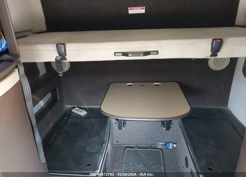 2013 VOLVO VN VNL VIN: 4V4NC9KK5DN561291