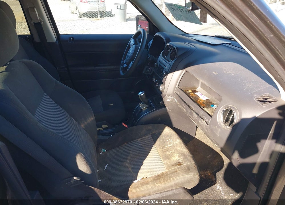 2016 JEEP PATRIOT VIN: 1C4NJPBB4GD576784