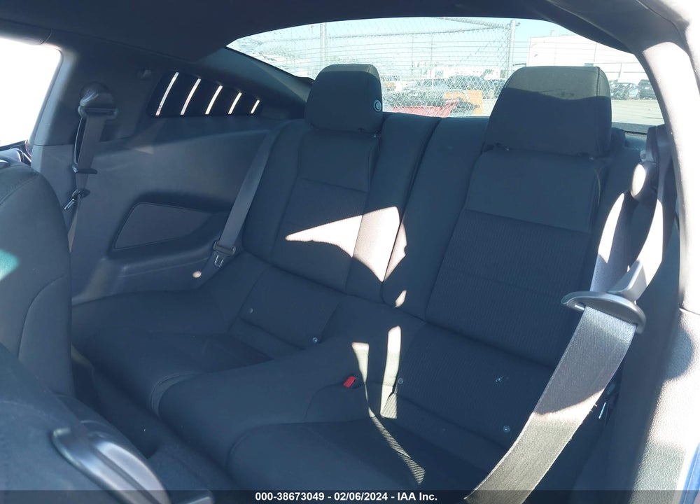 2014 FORD MUSTANG VIN: 1ZVBP8AM5E5288013