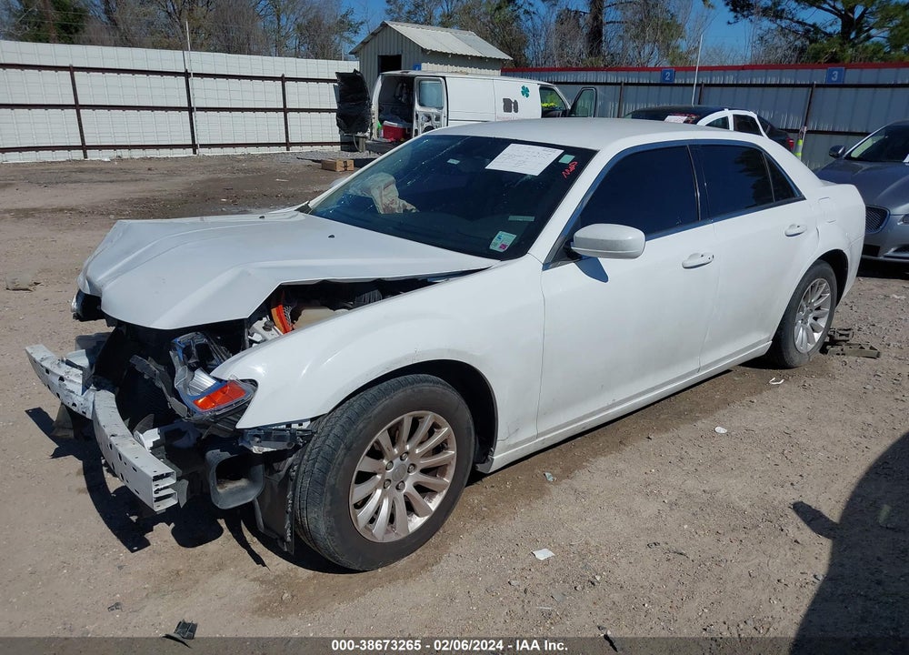 2014 CHRYSLER 300 VIN: 2C3CCAAG8EH211704