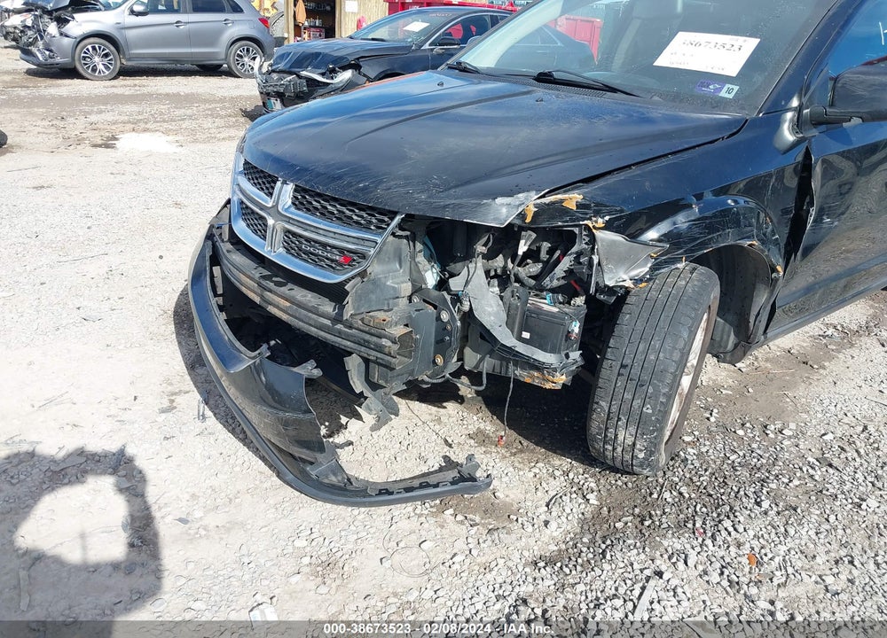 2014 DODGE JOURNEY SXT VIN: 3C4PDCBB8ET174511