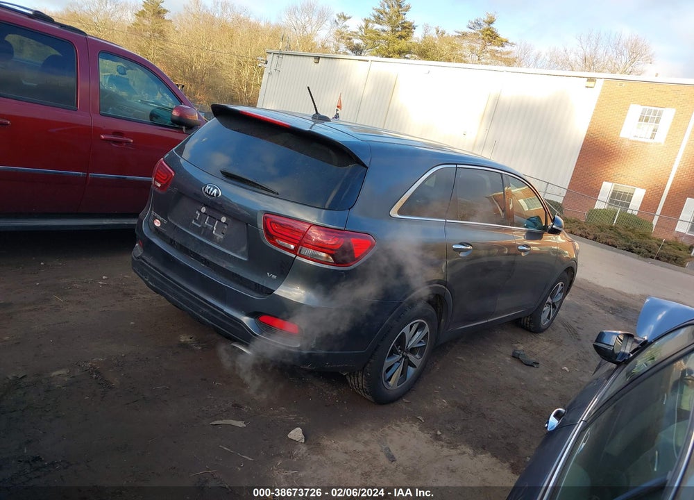 2020 KIA SORENTO 3.3L LX VIN: 5XYPG4A58LG663987